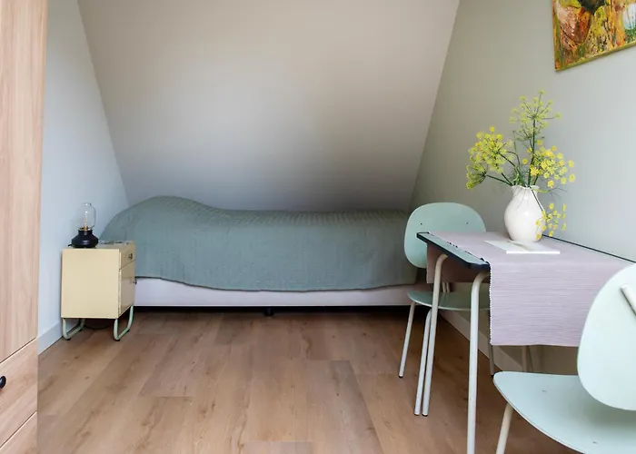 בית נופש Het Moleneind - En Kapel-Avezaath